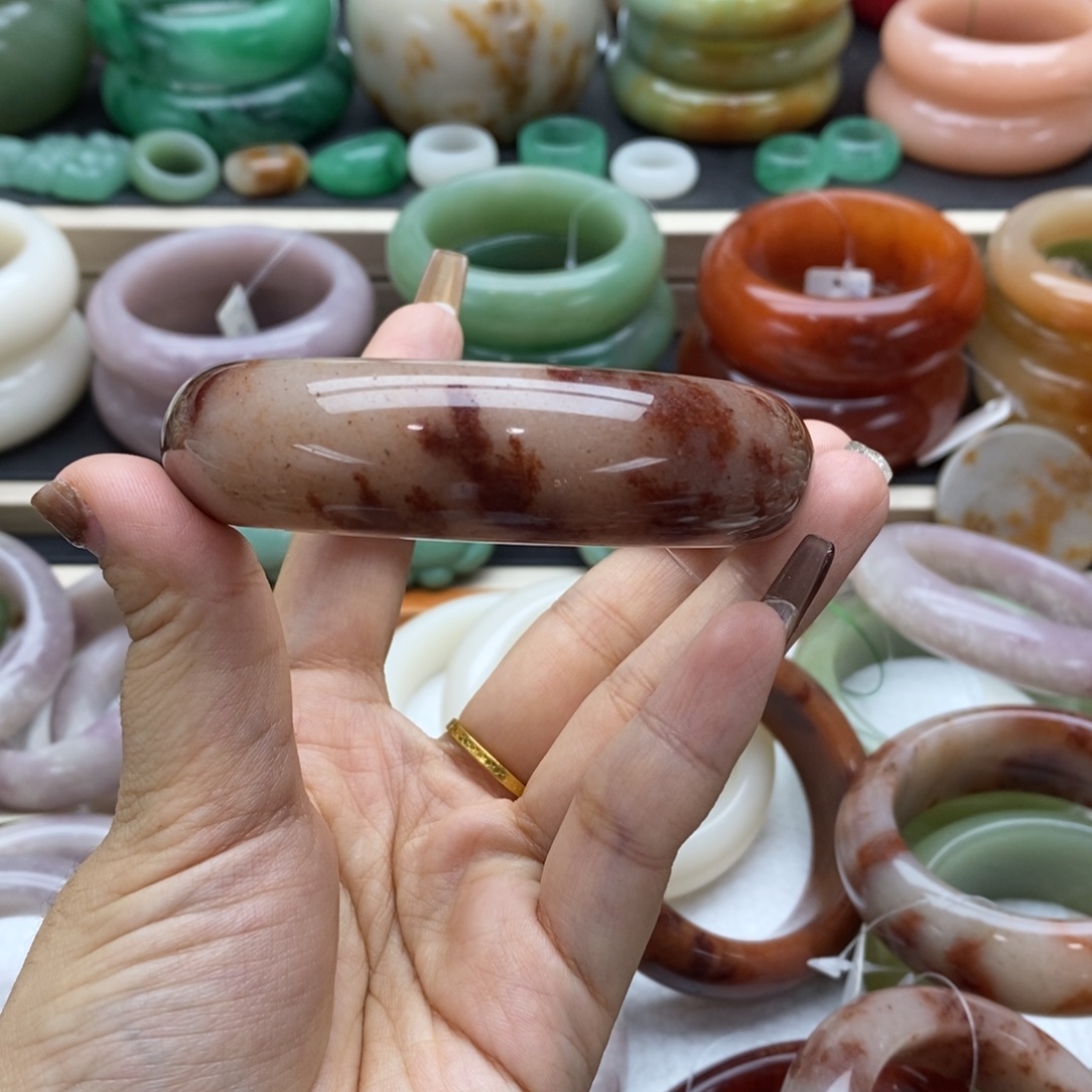 石英质玉未镶嵌手链