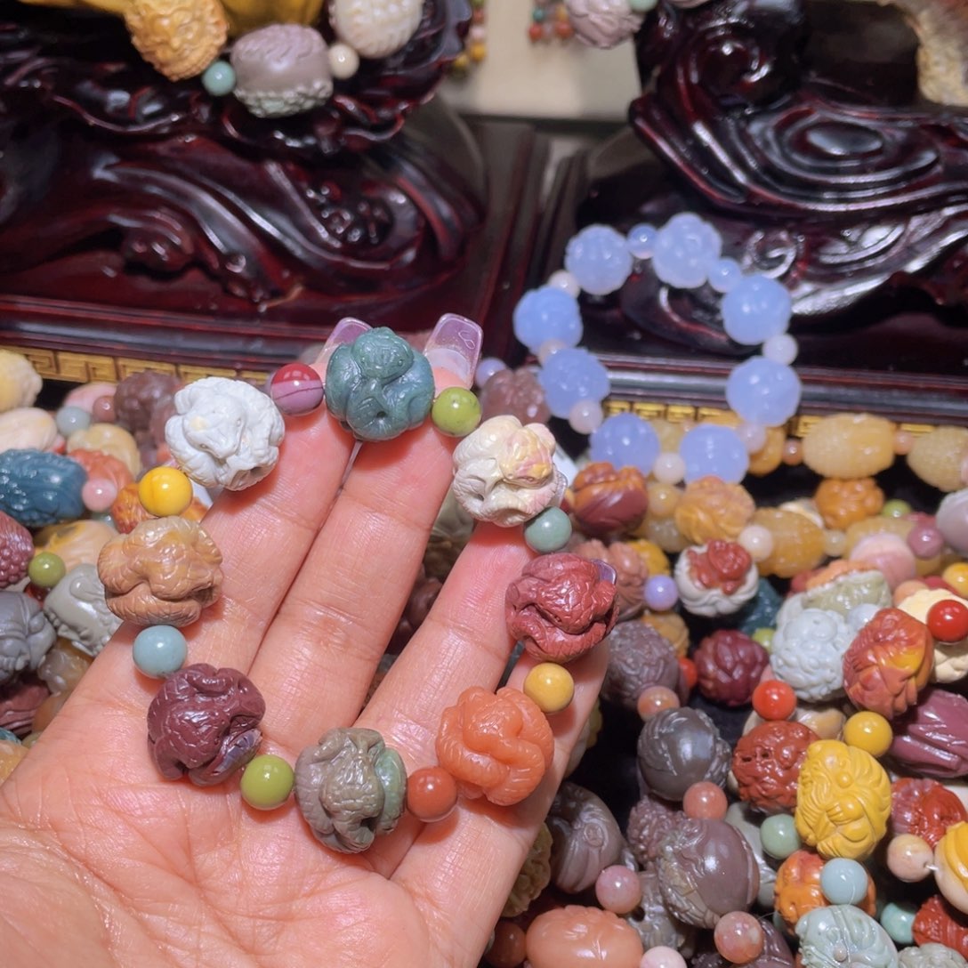 石英质玉手链未镶嵌