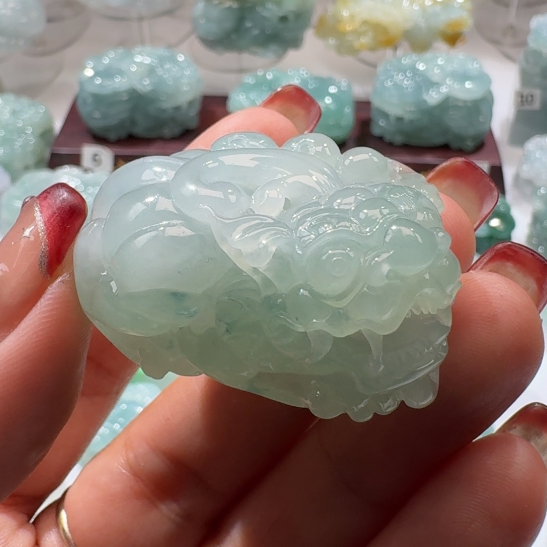 定制翡翠未镶嵌贝*貔貅