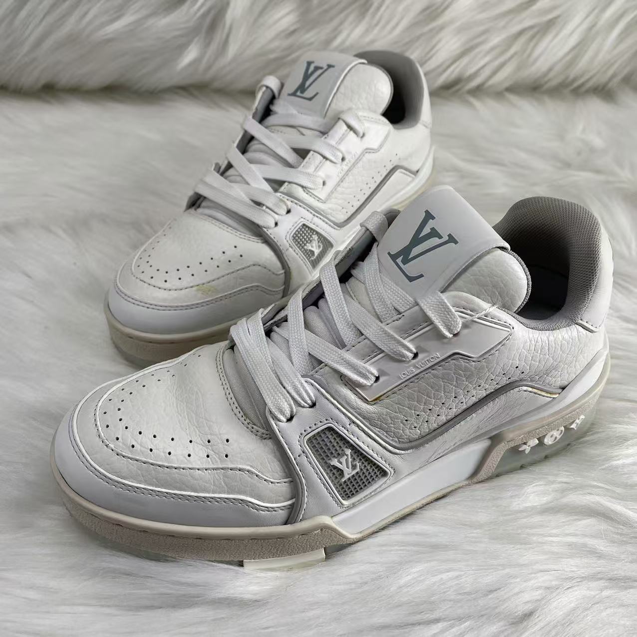 95新 LouisVuitton/路易威登 35.5码/白水泥trainer百搭板鞋 1176