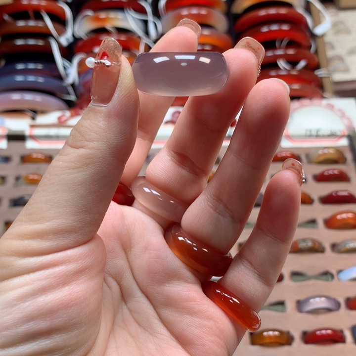 玛瑙/玉髓手镯未镶嵌好**绵