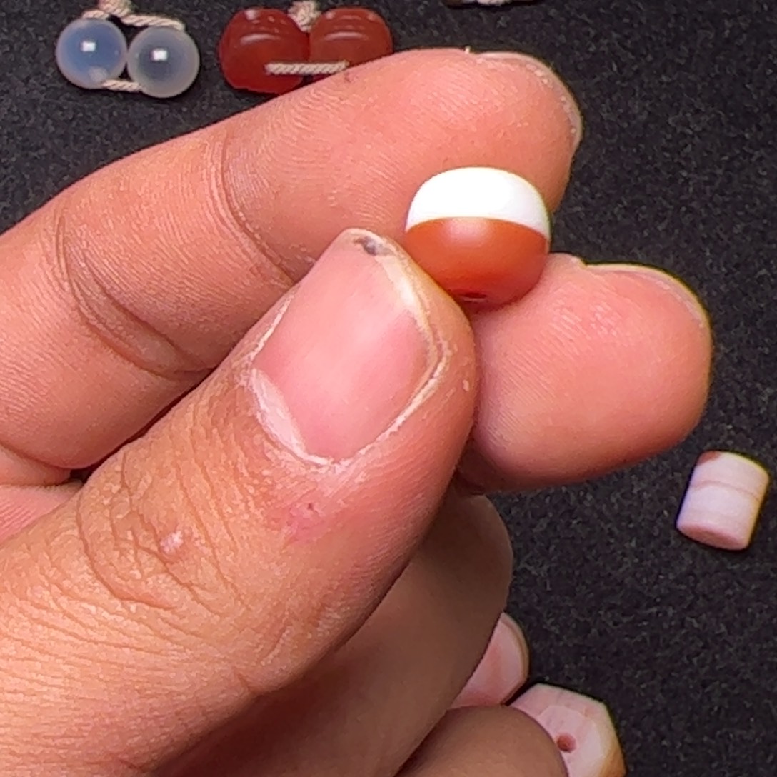 盛***.玛瑙/玉髓未镶嵌配饰