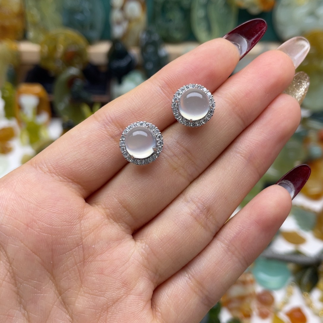 蛇纹石玉吊坠(不含链)未镶嵌