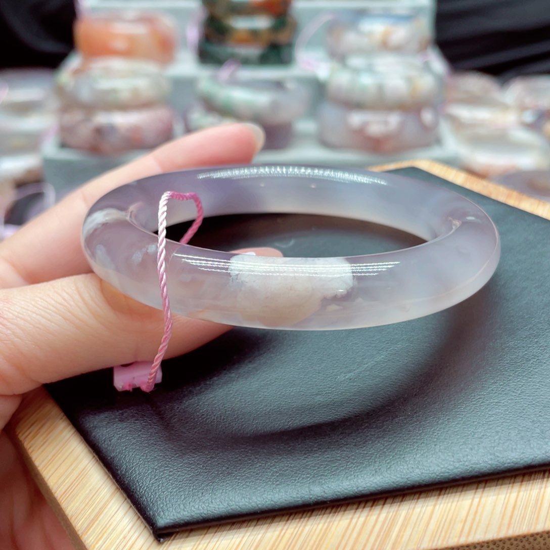 玛瑙/玉髓手镯未镶嵌玲*姐66