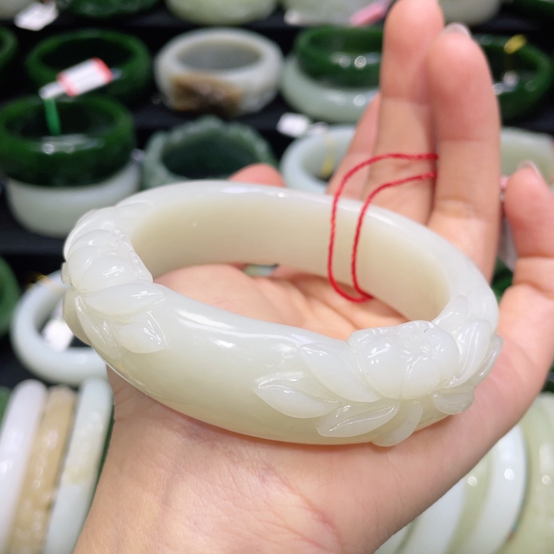 未镶嵌手镯和田玉62