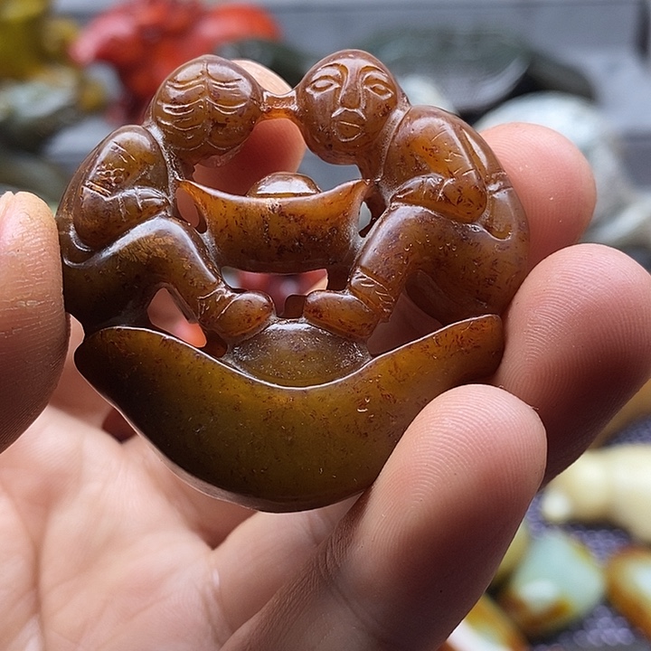 未镶嵌蛇纹石玉颈饰