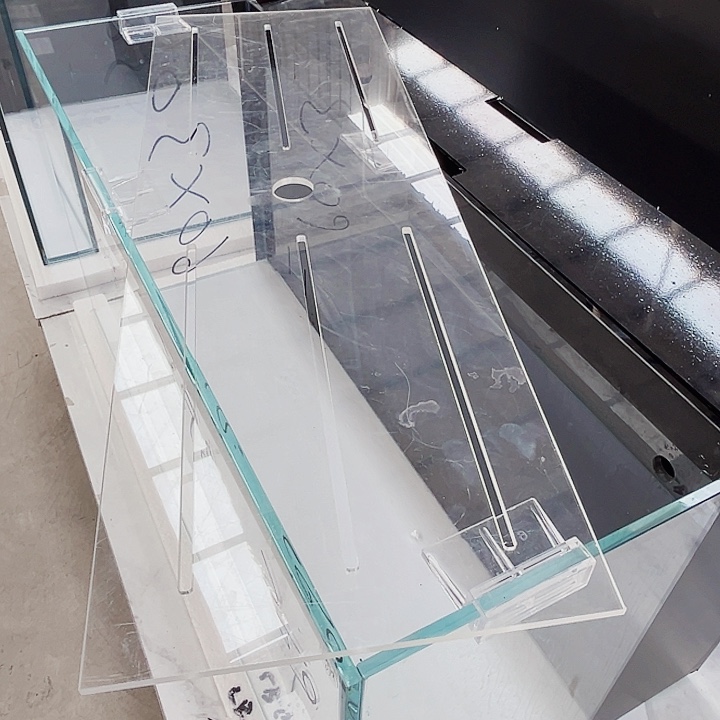 恩***。玻璃亚克力鱼缸盖➕卡拖