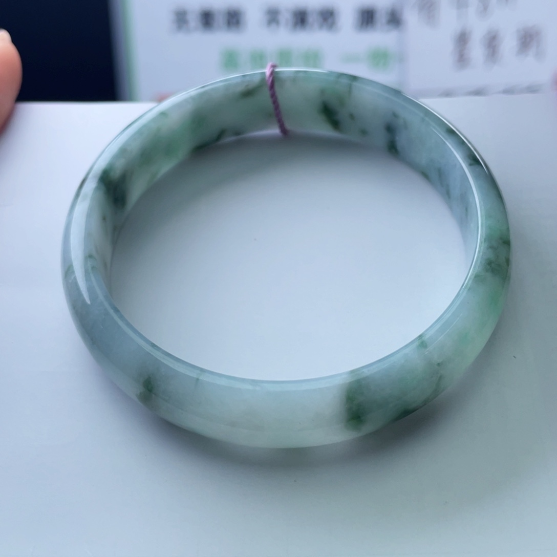 知***乐翡翠未镶嵌手镯59