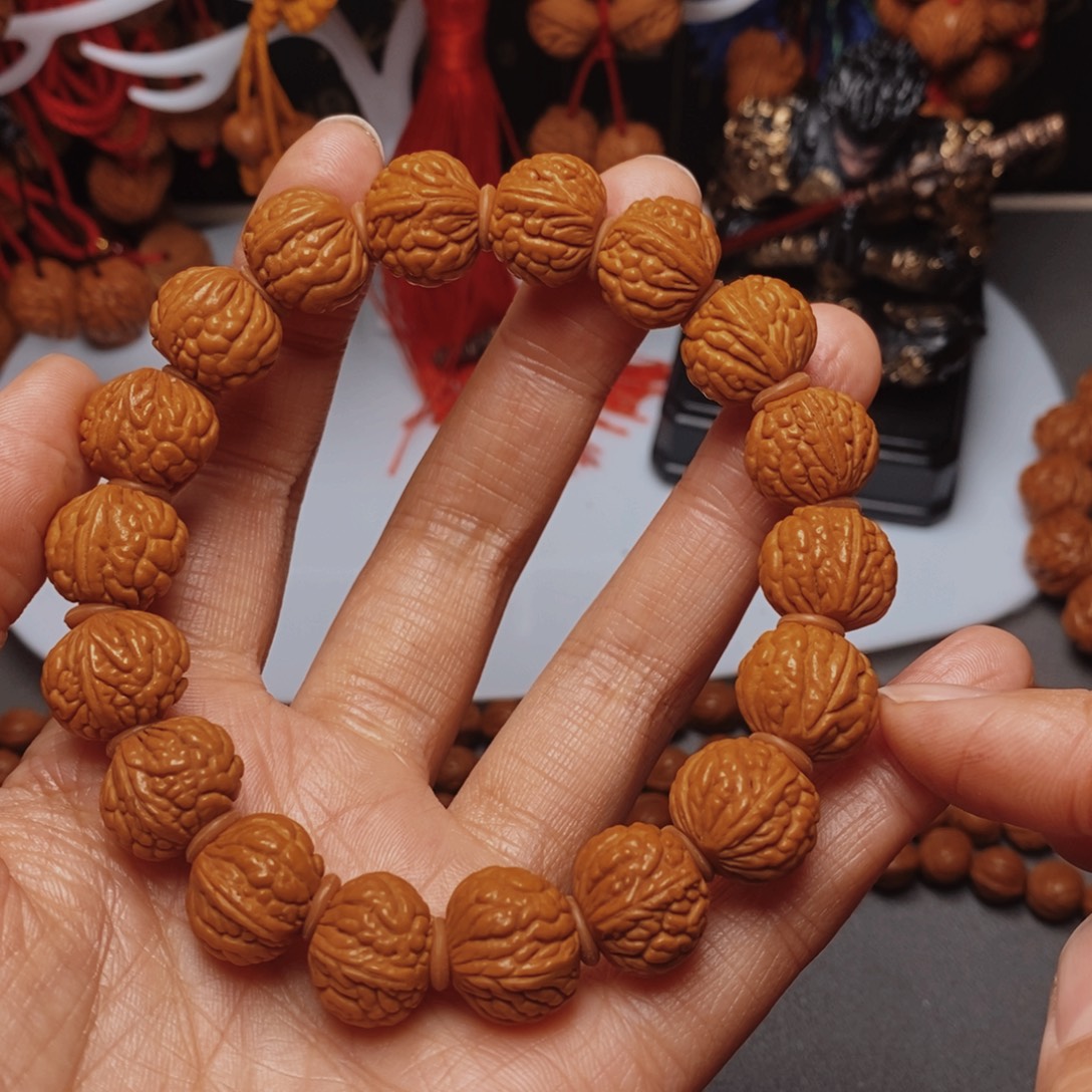 吊坠桃核桃枭手串1