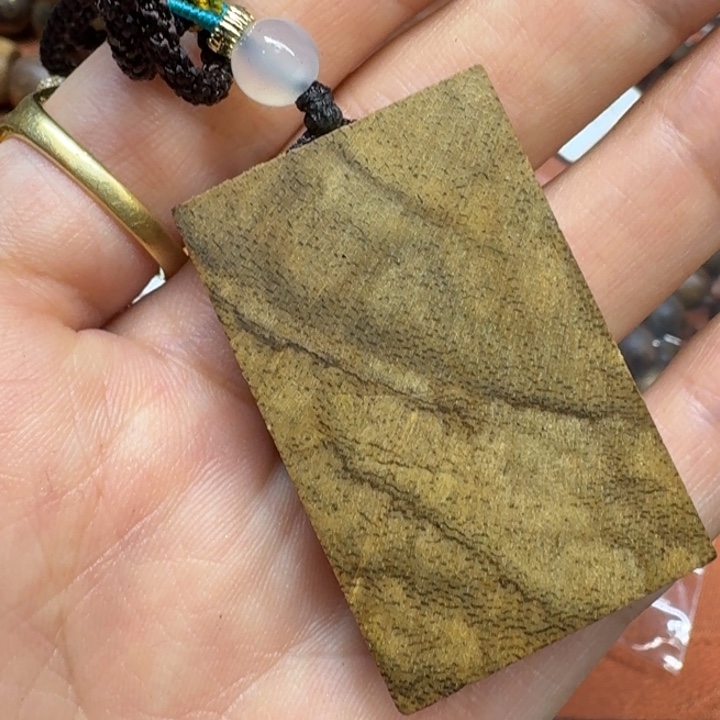 沉香吊坠馨安居沉香定制款