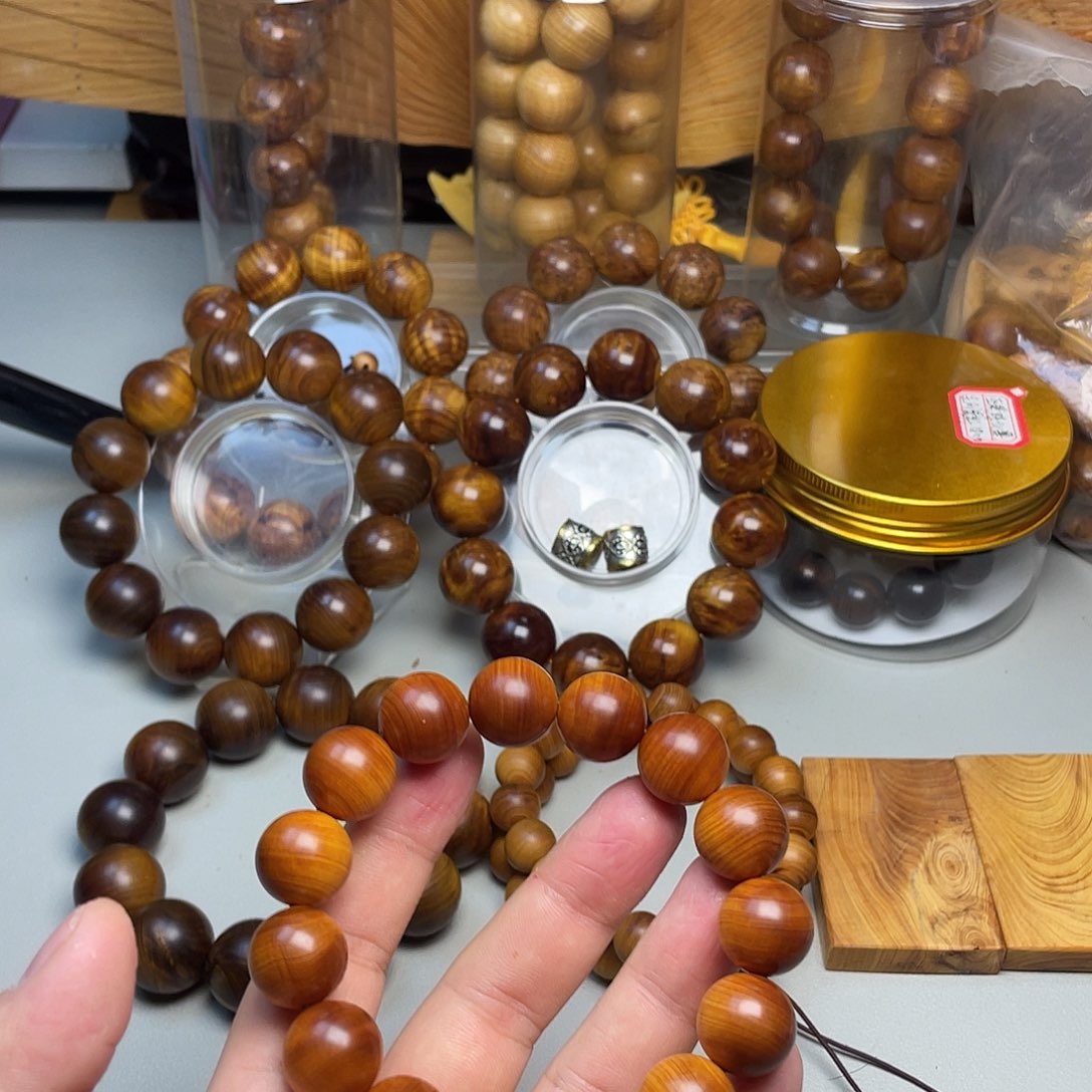 柏木（崖柏）太行崖柏1.5干黑茶