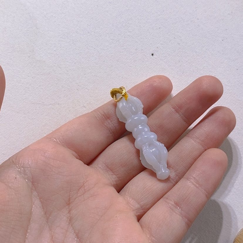 【闪购商品】颈饰未镶嵌翡翠