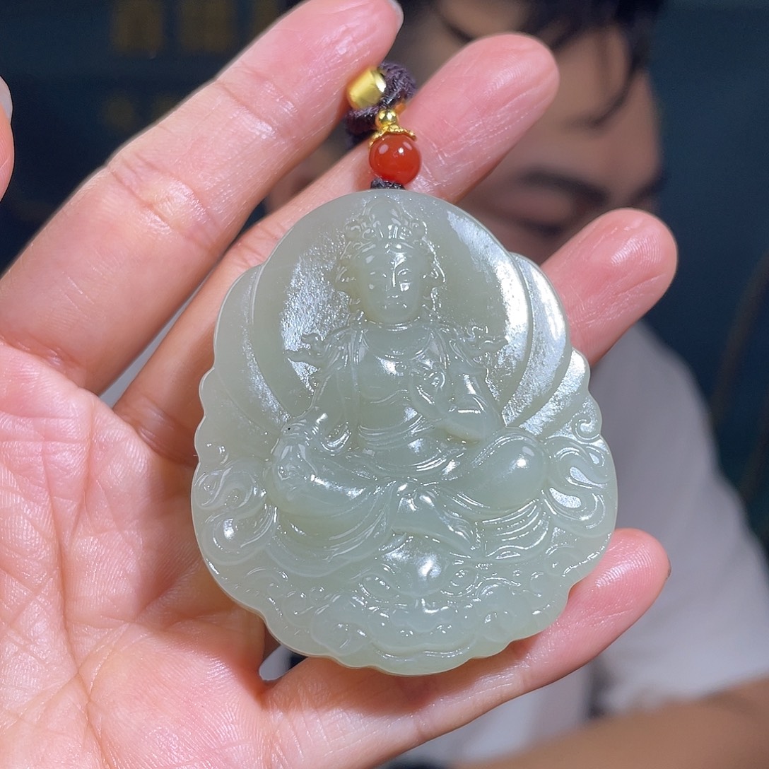 颈饰未镶嵌和田玉