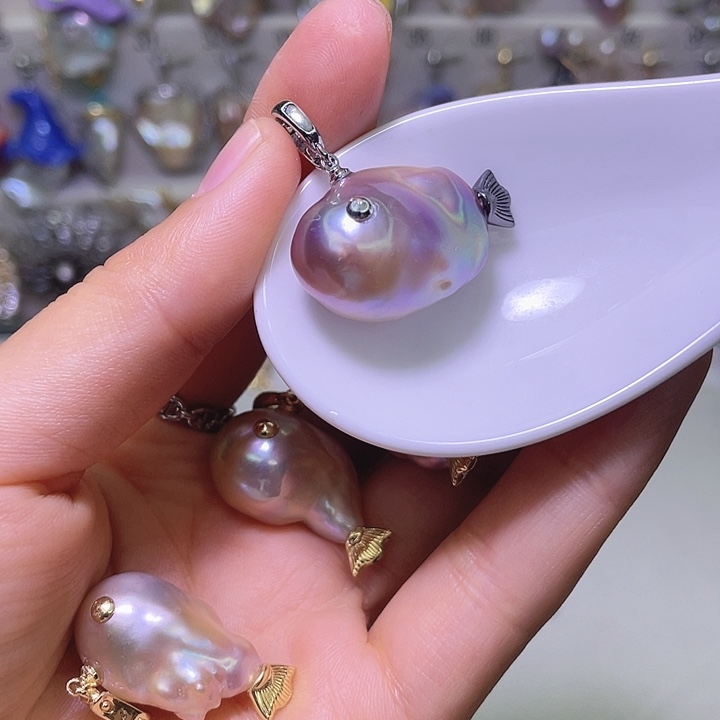 s****淡水珍珠颈饰合金30