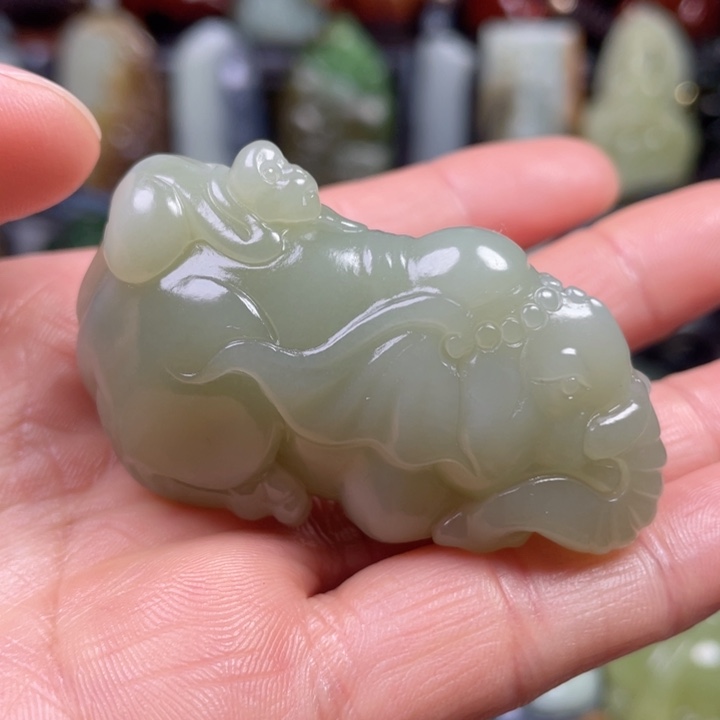 和田玉未镶嵌挂件