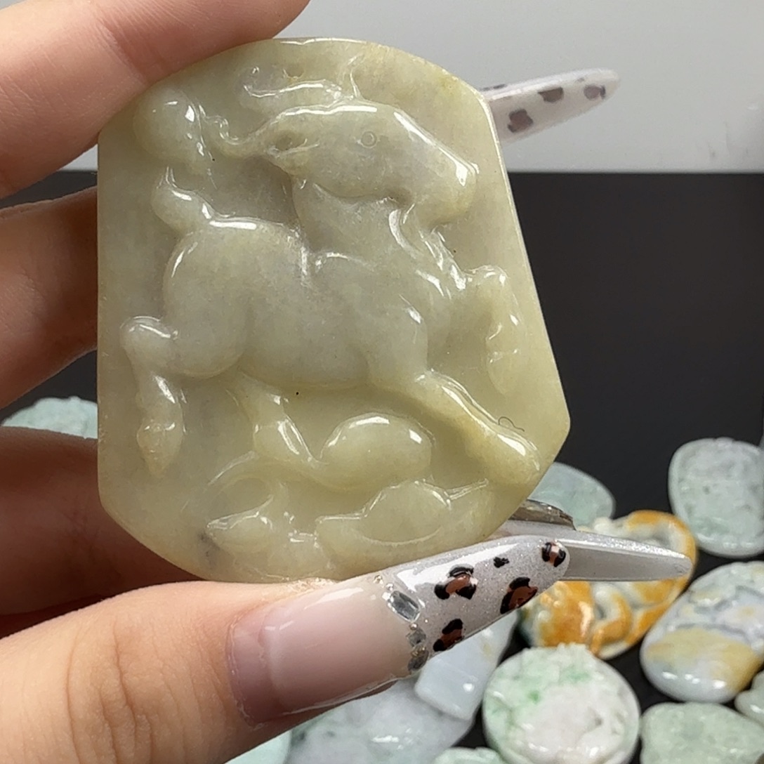 翡翠未镶嵌耳饰翡翠