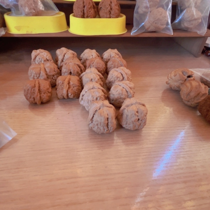 文玩核桃把件粤*蛤蟆头