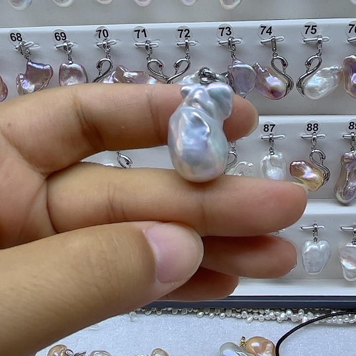 颈饰未镶嵌淡水珍珠