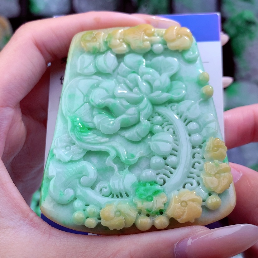 【闪购商品】翡翠颈饰未镶嵌天然