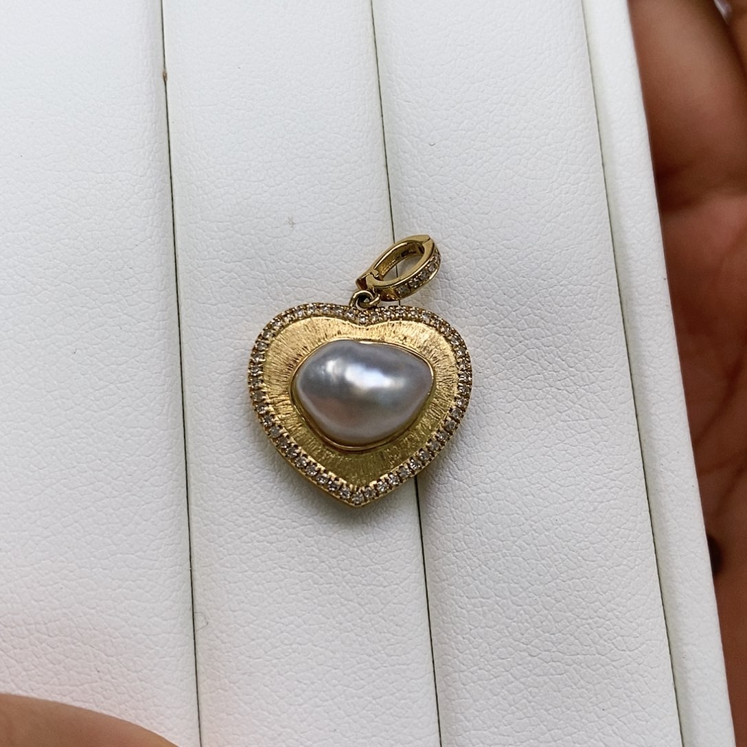 海水珍珠颈饰18K金镶嵌