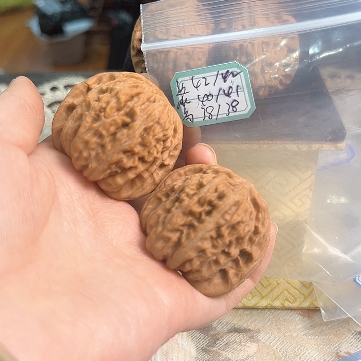 文玩核桃把件一代楼