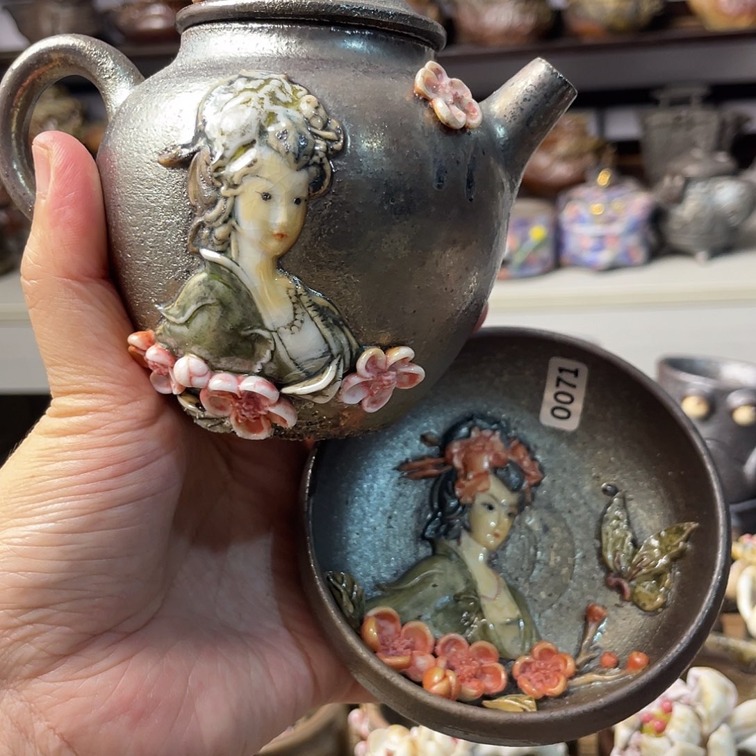 作品作品曾参加省美展并