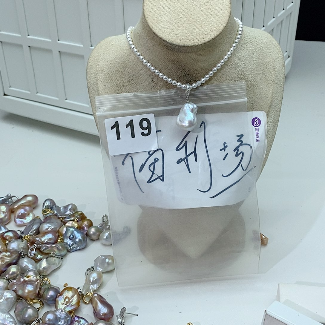 淡水珍珠颈饰合金