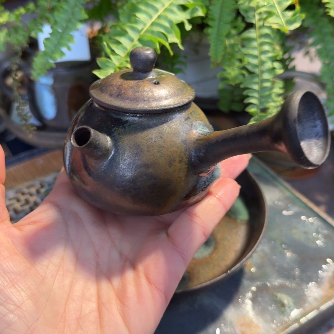 向****陶瓷制品生产加工