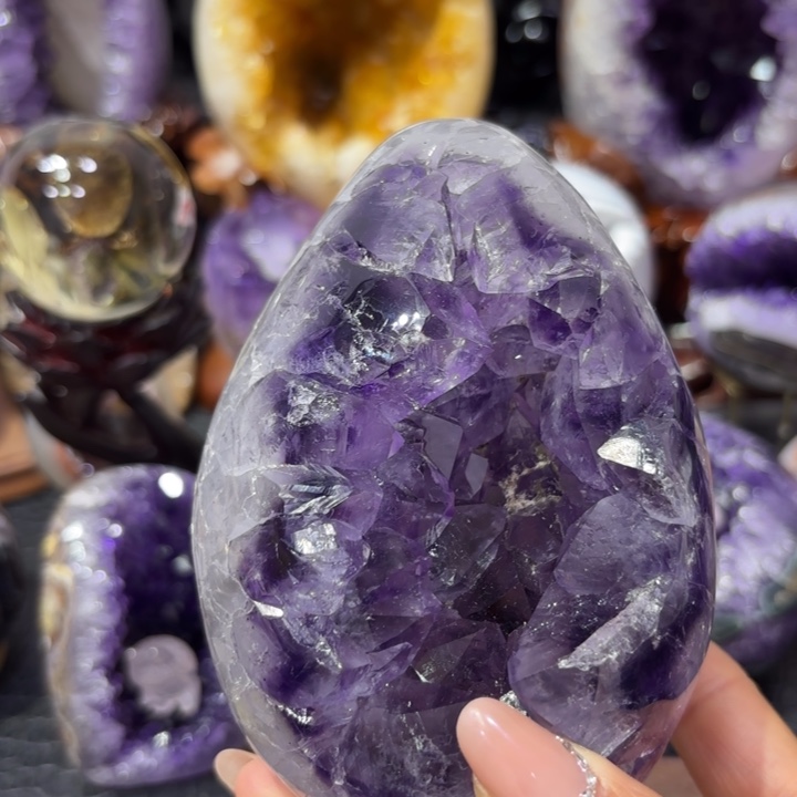 水晶大型摆件（非配饰）未镶嵌