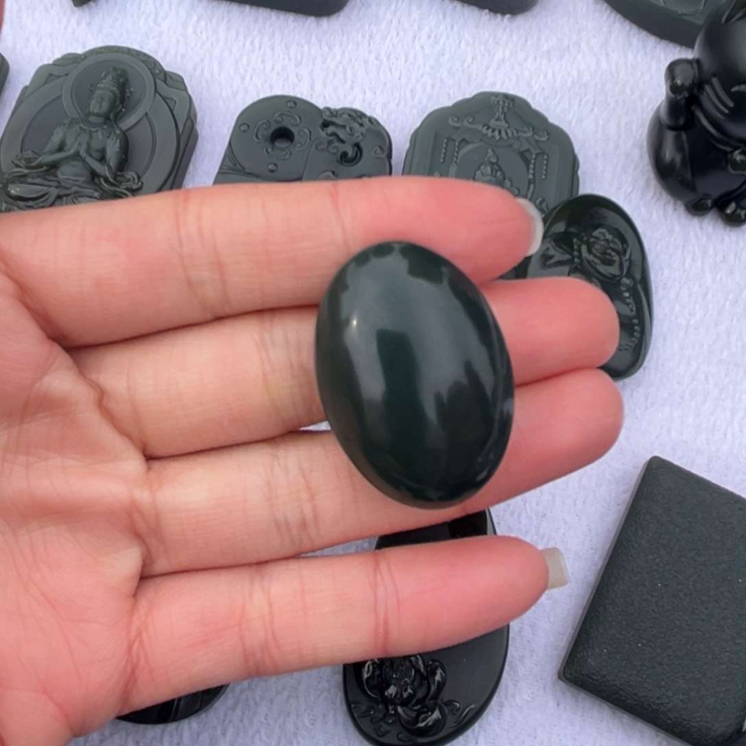 和田玉（青玉）颈饰未镶嵌