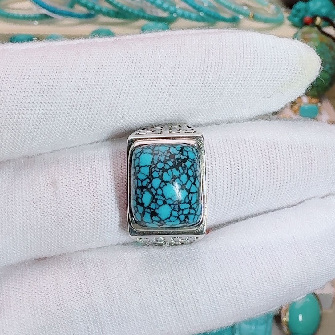 培***_绿松石银S925镶嵌珠宝奇石饱满乌兰花戒指