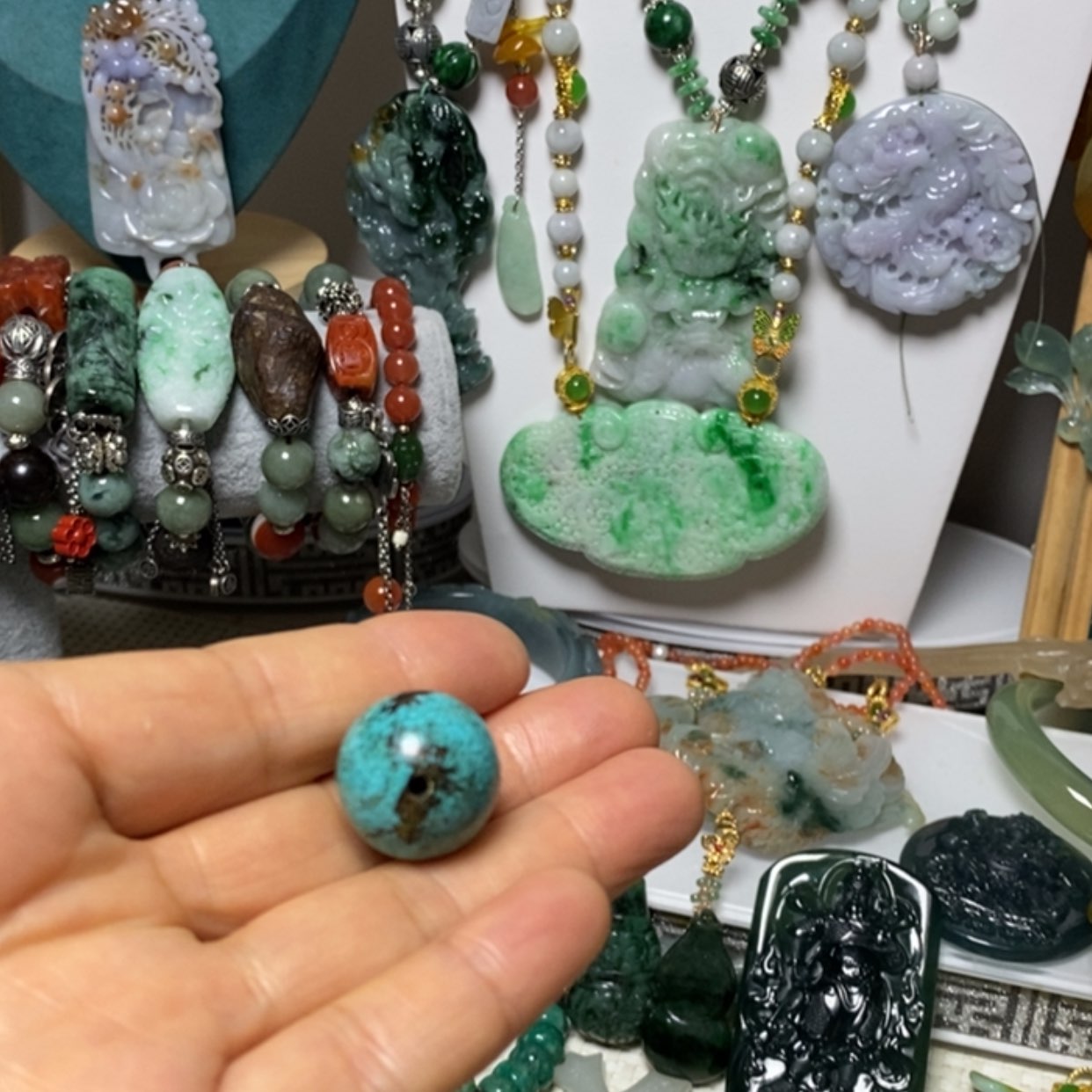 【闪购商品】翡翠吊坠(赠链)未镶嵌