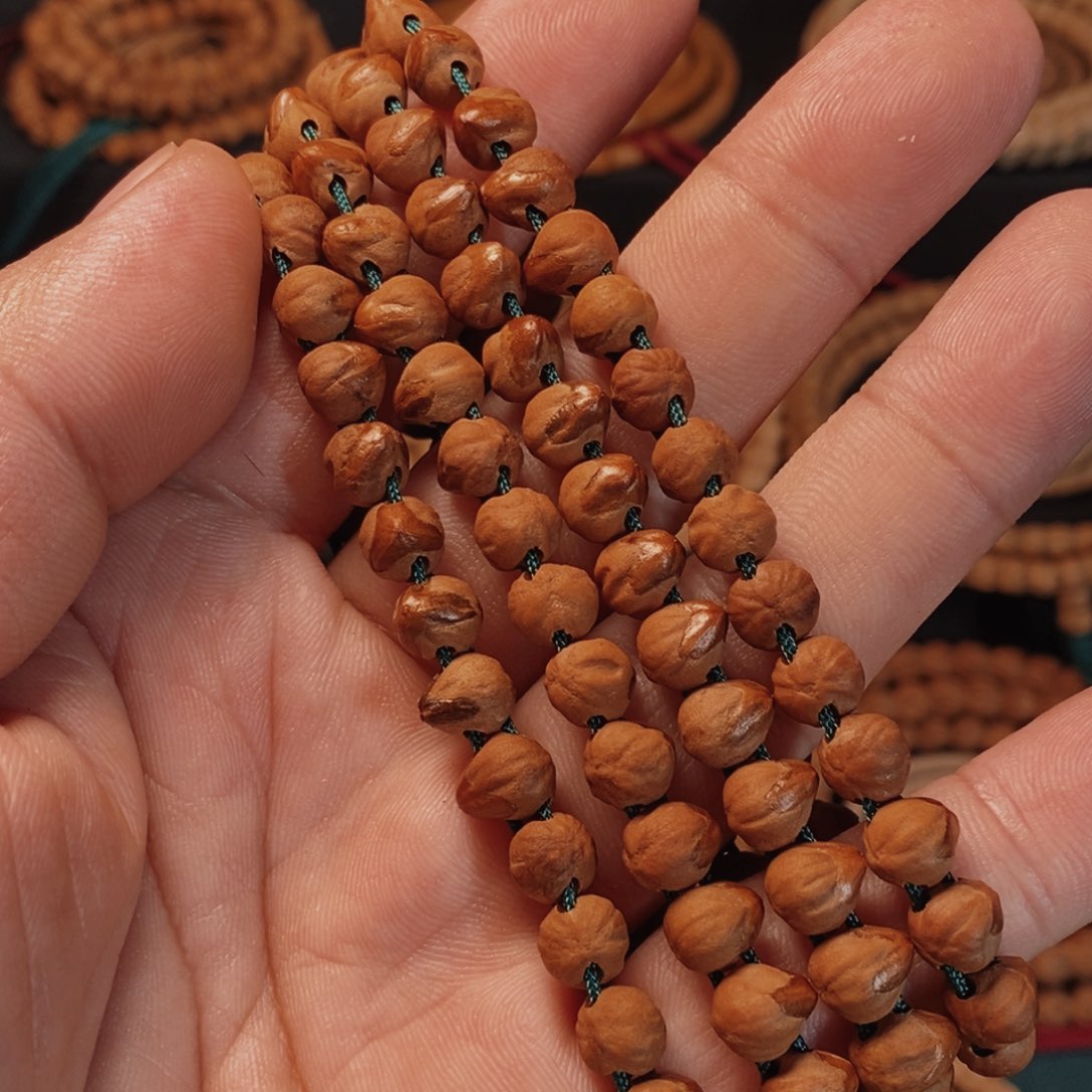 柏香籽/百香籽手串小***王