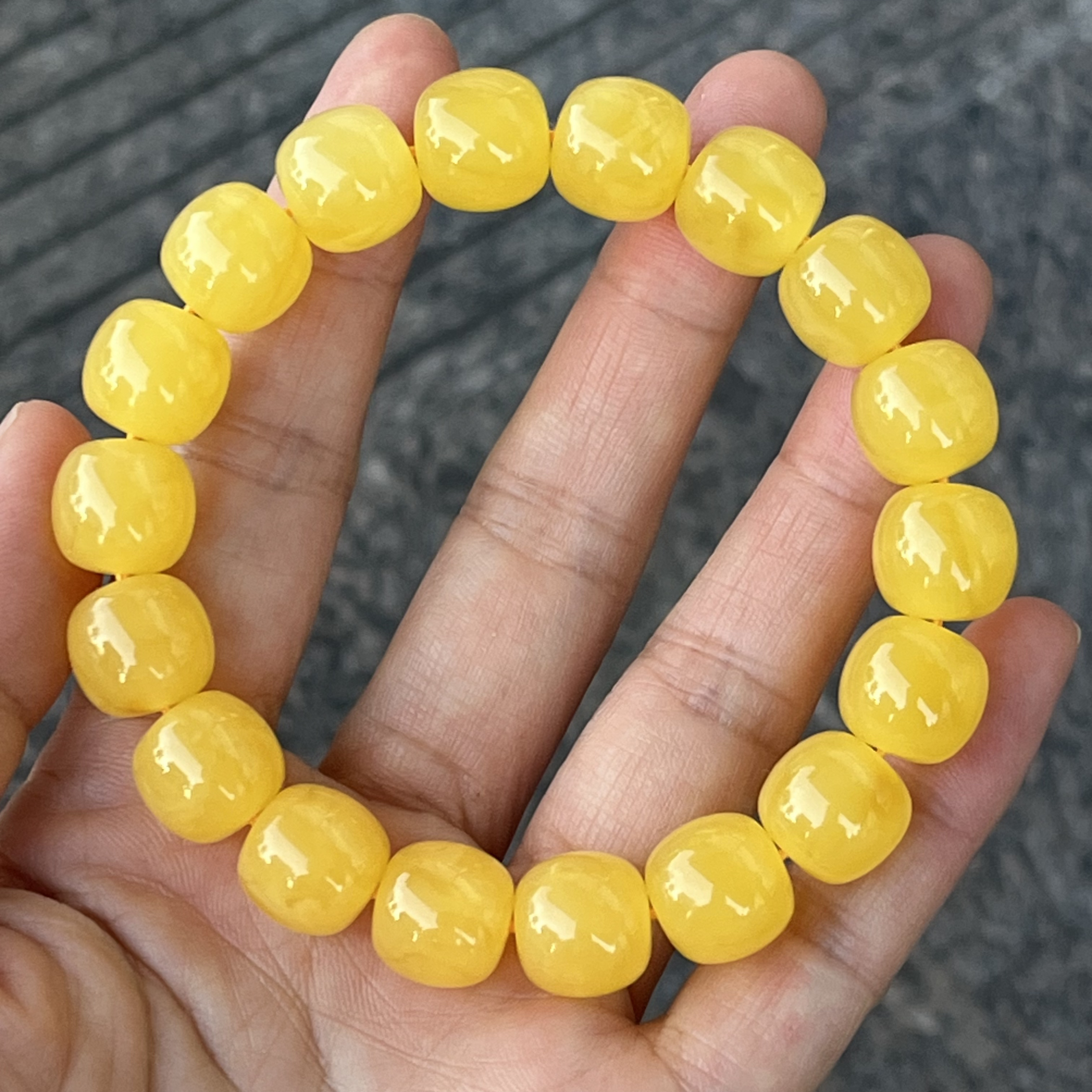 天然蜜蜡焦皮同料老形手串 规格12x11 橘黄满蜡
