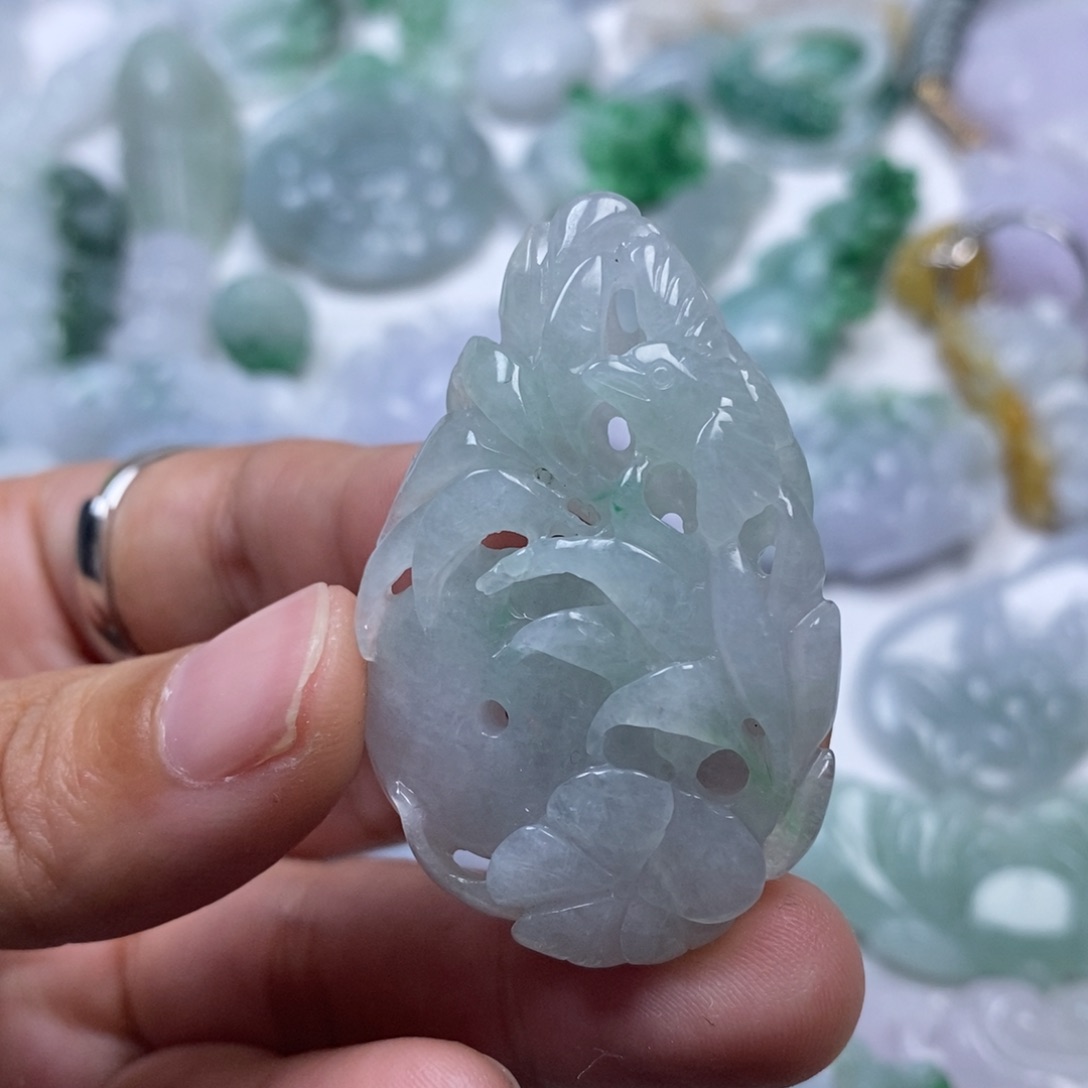 颈饰未镶嵌翡翠翡翠