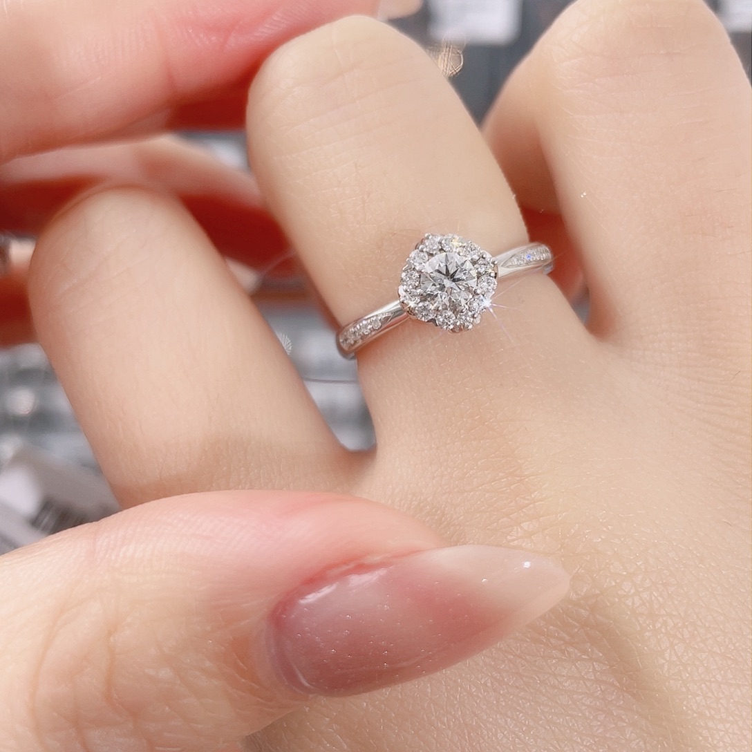 天然钻石戒指/指环18K金镶嵌DS24120159