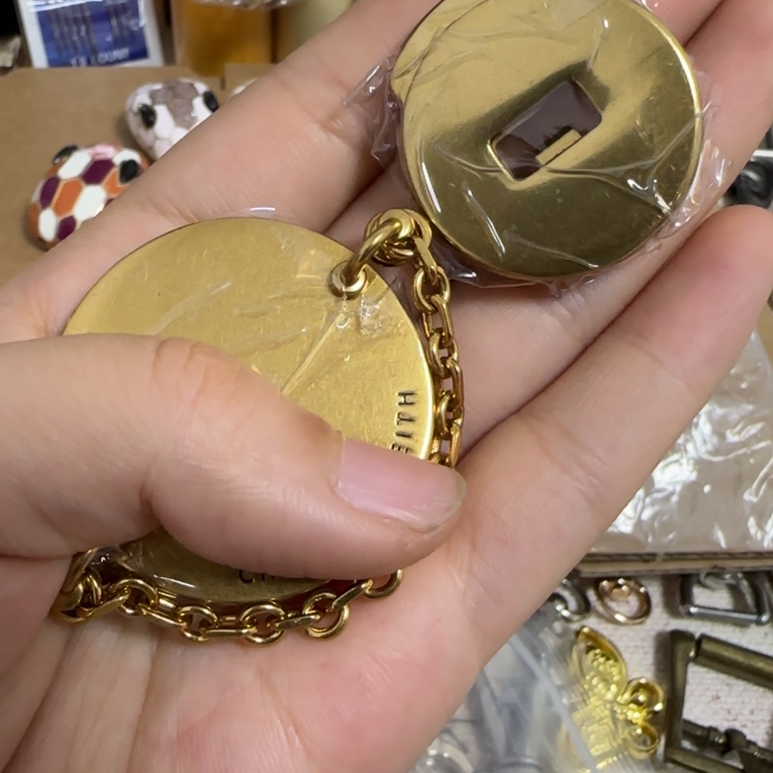 小CK包锁15元2个.