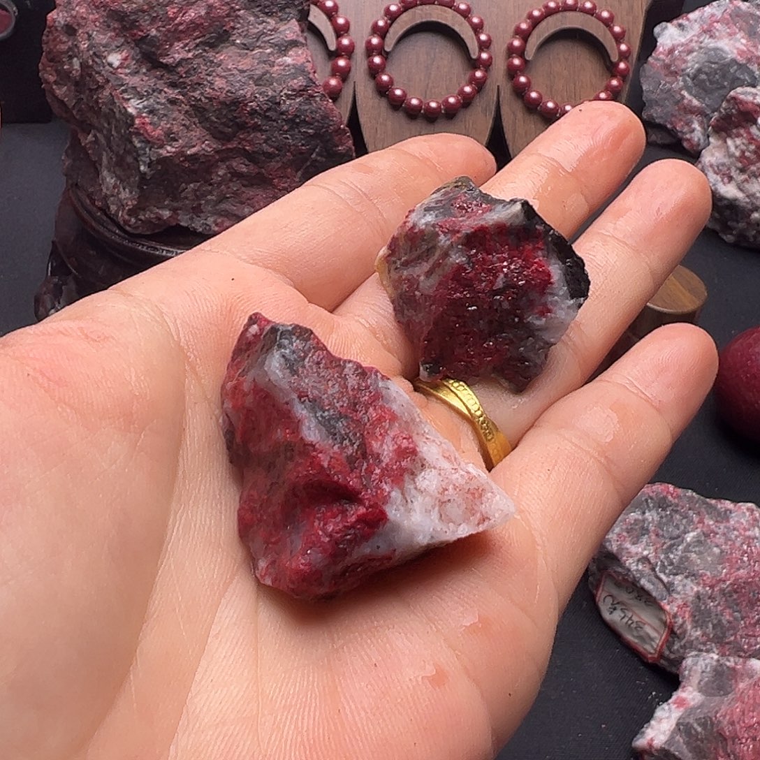 天然辰砂天然朱砂原石