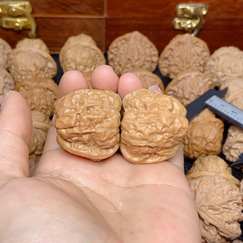 【闪购商品】文玩核桃吊坠爱**缘蛙蛙37