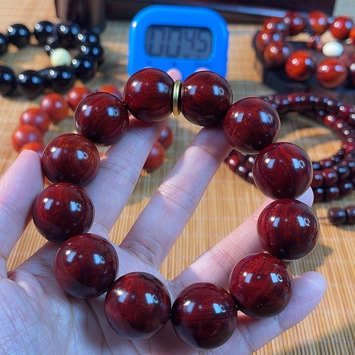 一***。木小叶紫檀手工艺