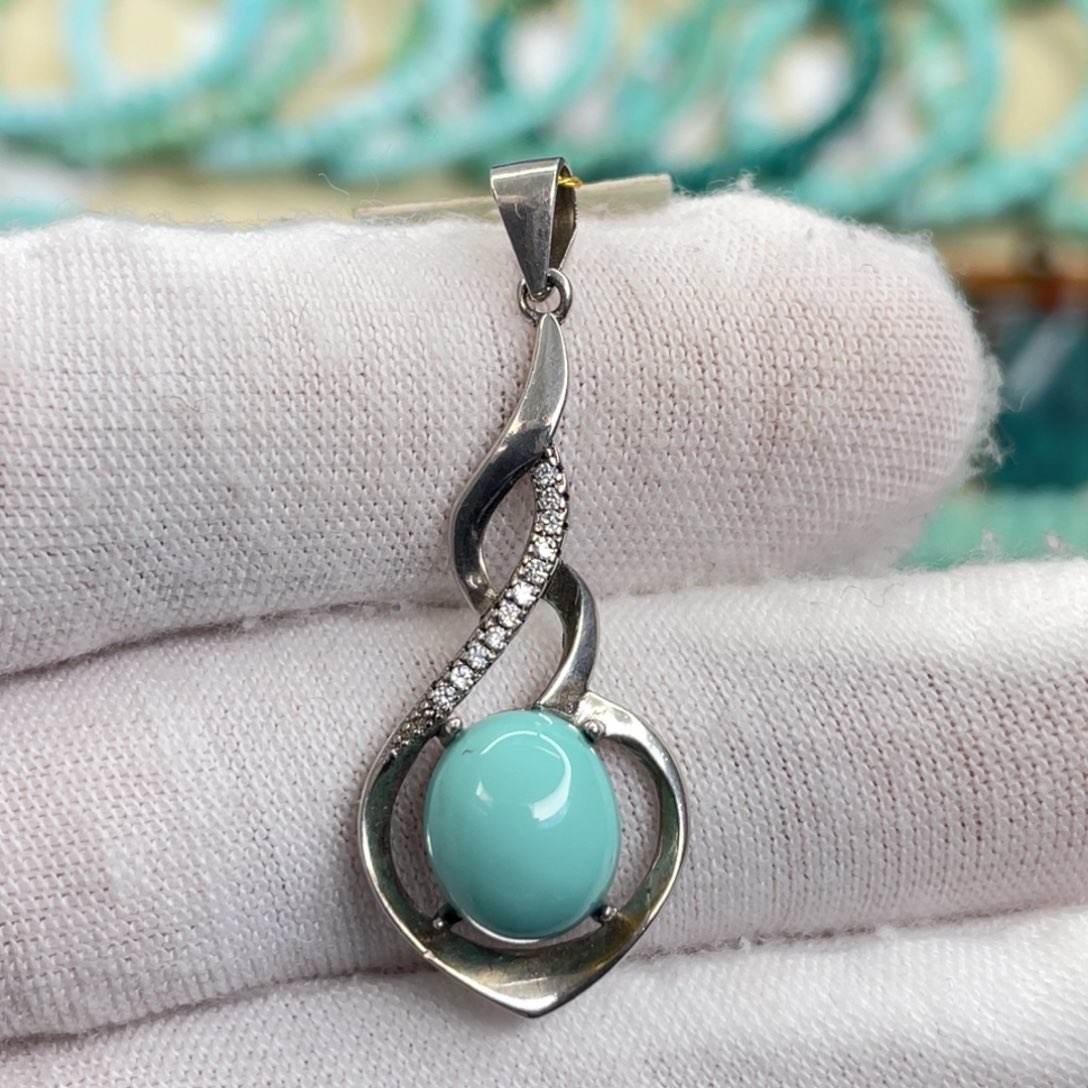 绿松石未镶嵌挂件