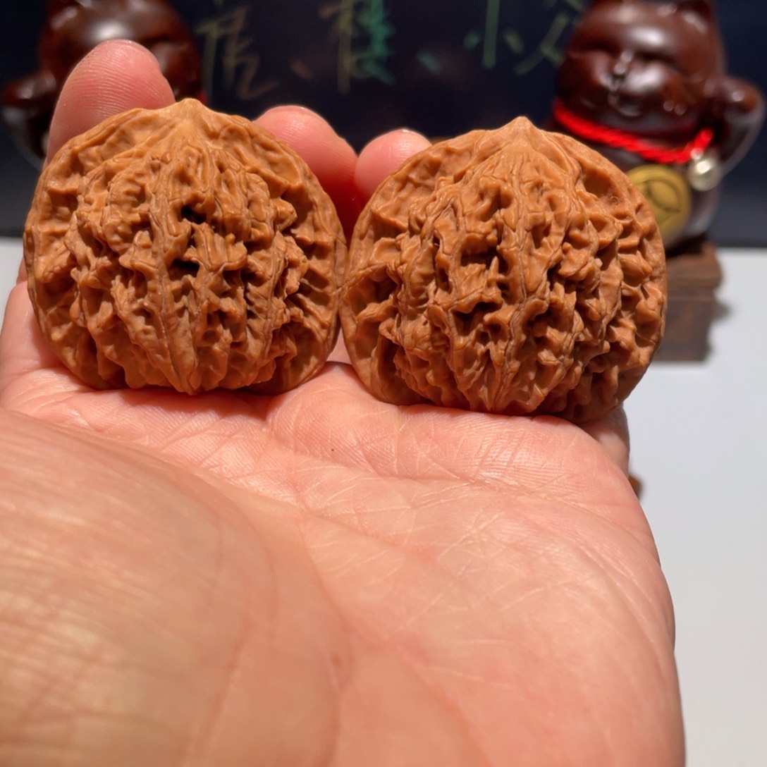 文玩核桃把件遂*盘龙纹44全品