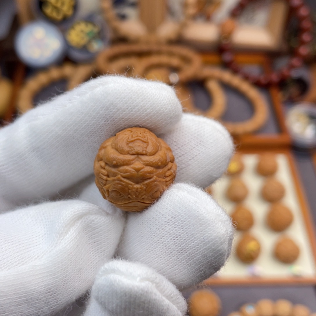 猴头核桃吊坠满工恶霸金蟾