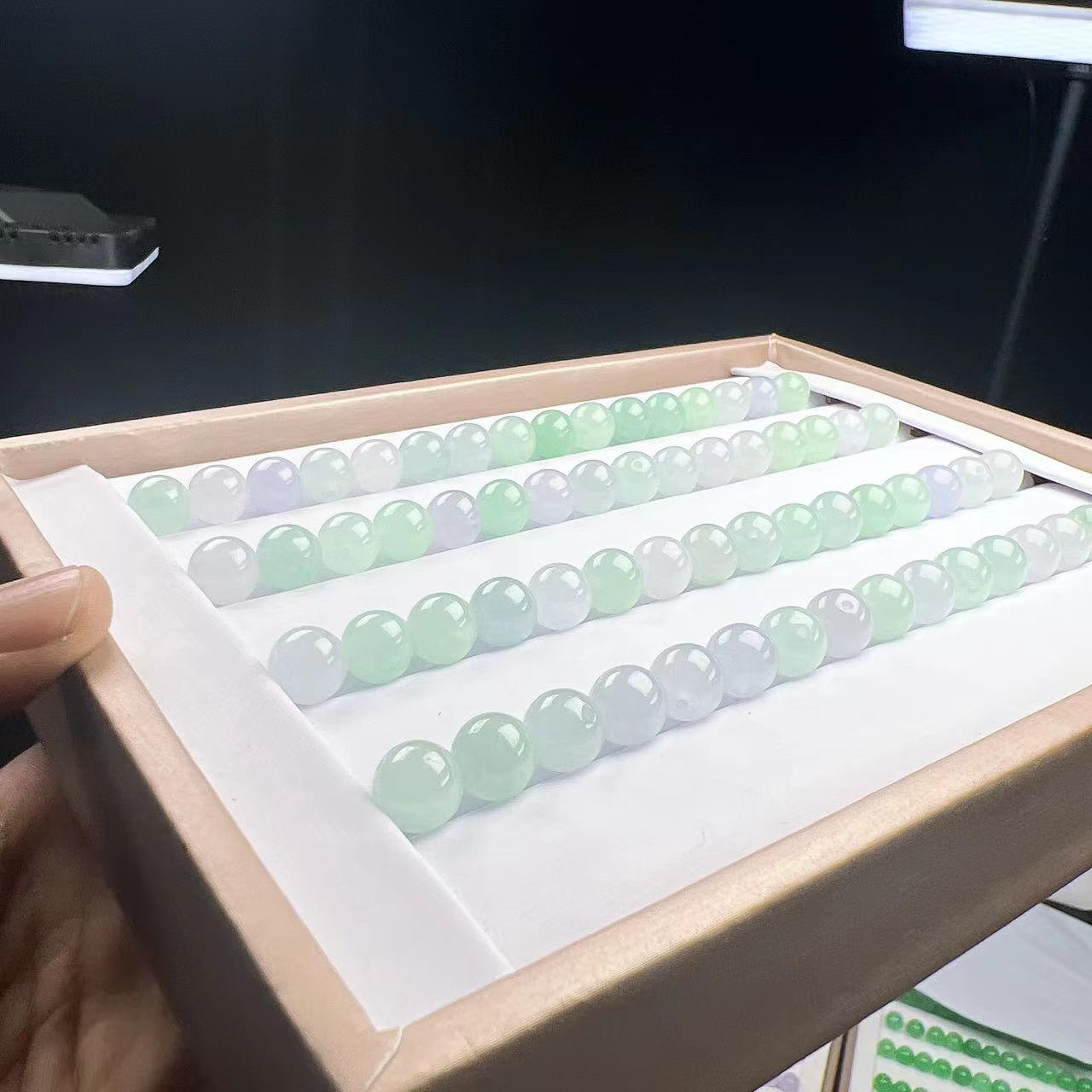 天然缅料A货 冰种马卡龙 10mm 发一