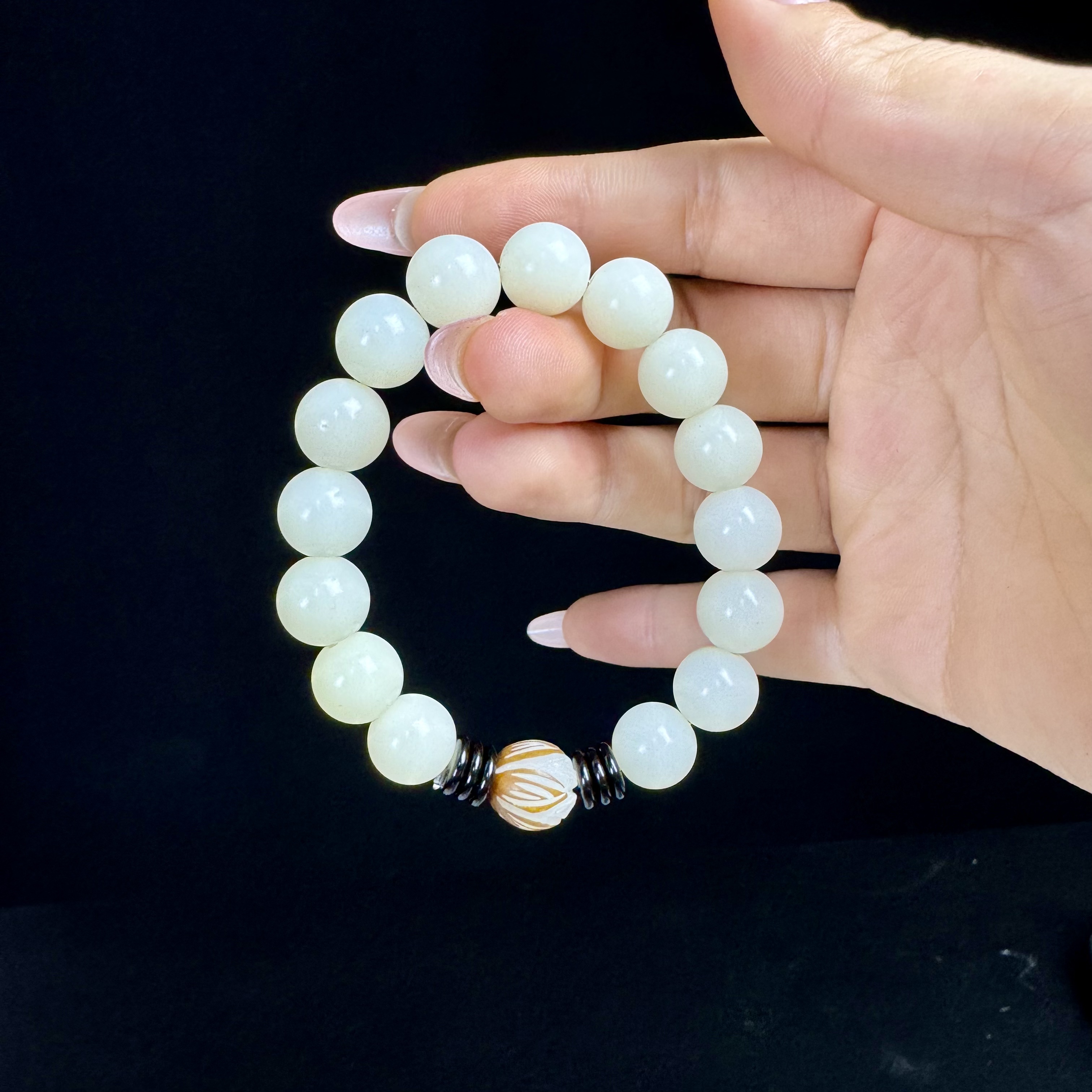 白玉菩提单圈手串m-ae023