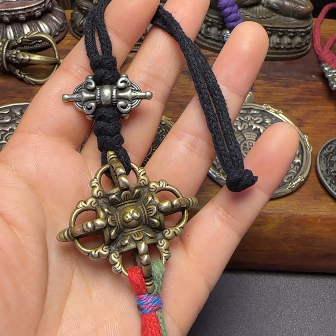 ハ***ニ泥塑藏传牌子……藏传牌子