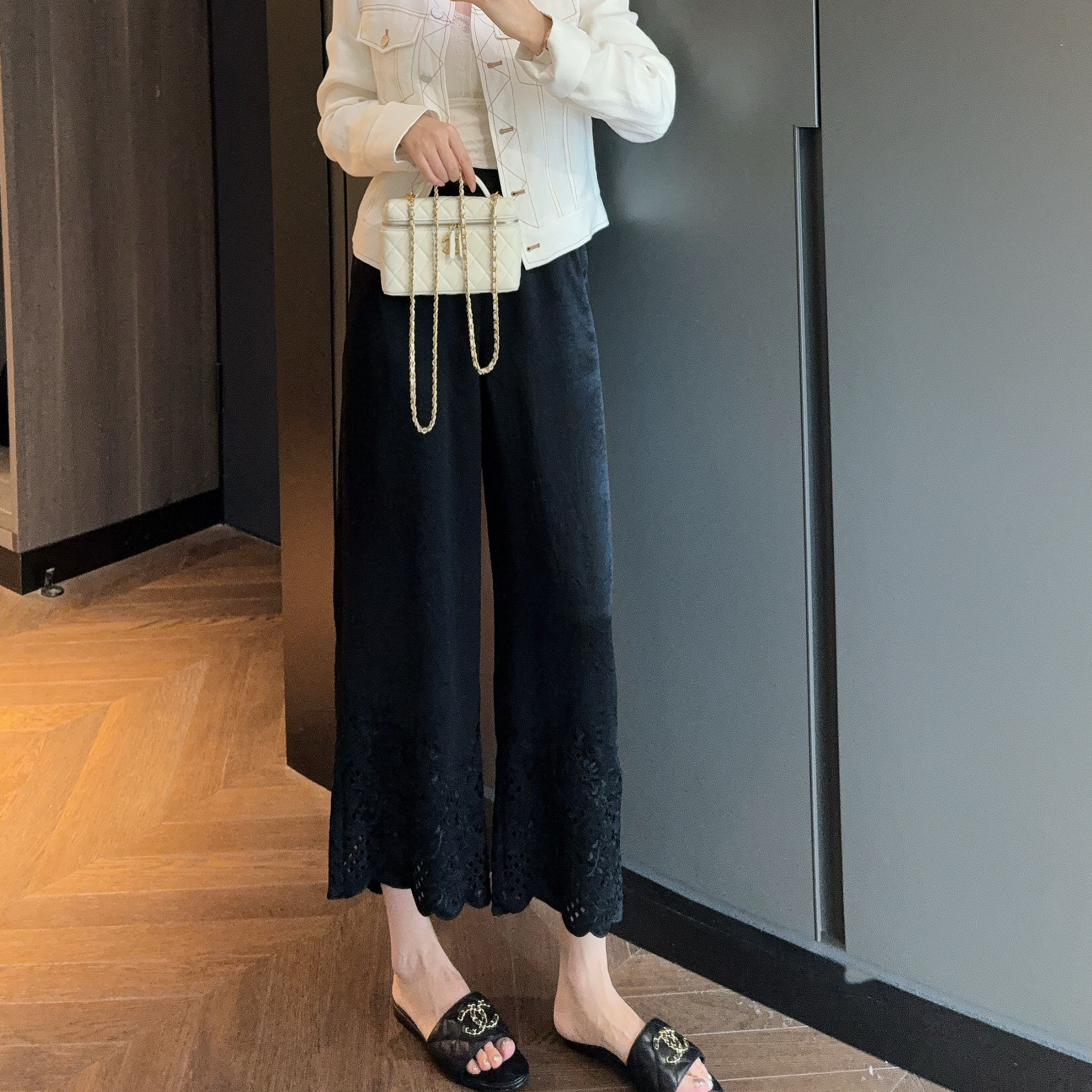 【大静静】韩系~镂空刺绣蕾丝边缎面高级感八分休闲直筒裤2449