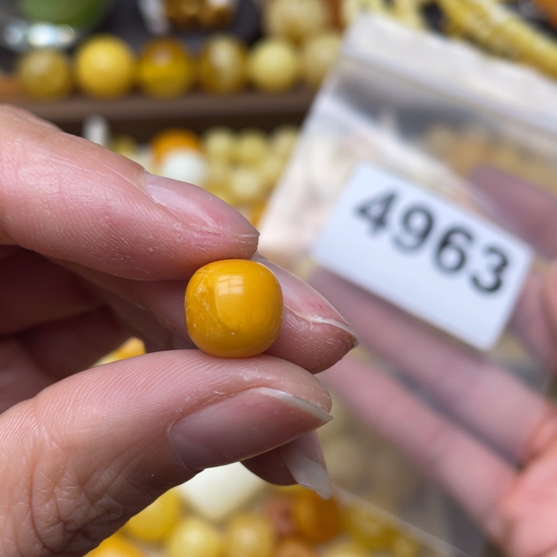 蜜蜡珠宝奇石未镶嵌粉点10