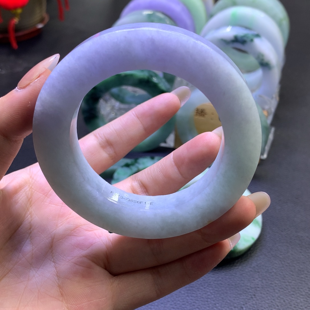 未镶嵌翡翠定制翡翠美*?