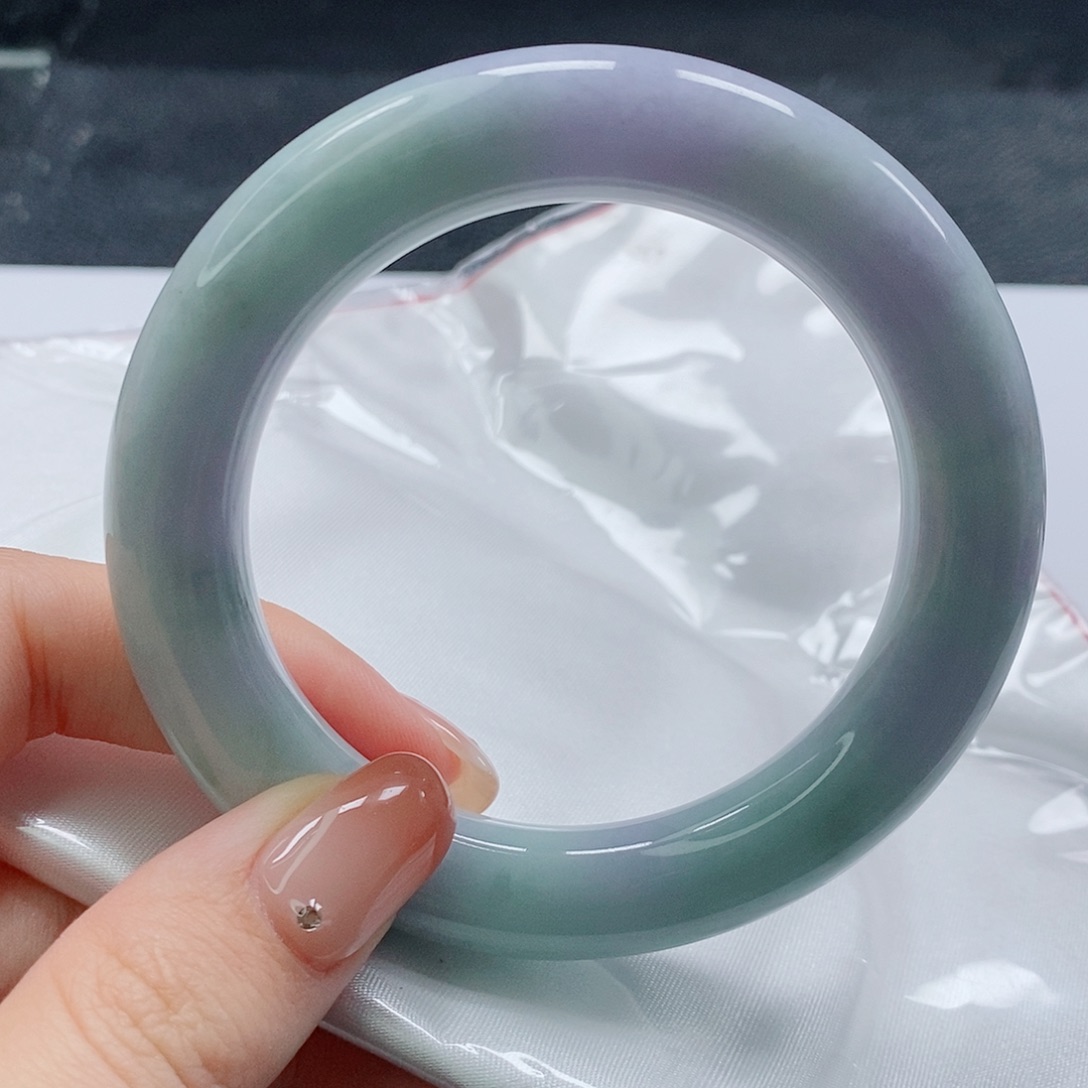 【闪购商品】未镶嵌手镯（圆镯）翡翠467号